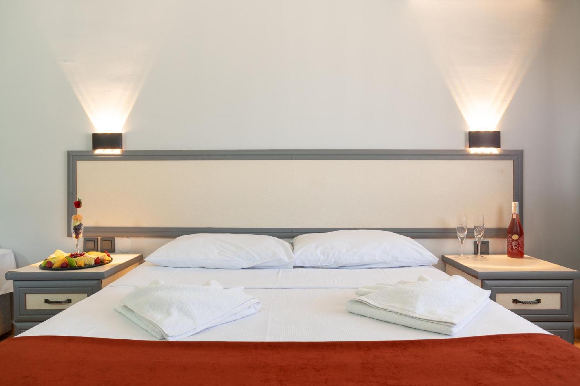 Club Aquarium Hotel & Spa Guvercinlik  Buitenkant foto