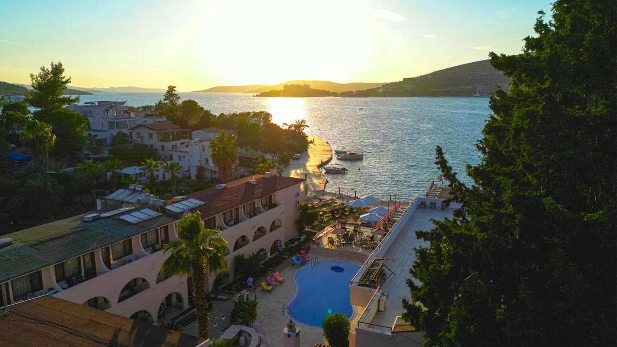 Club Aquarium Hotel & Spa Guvercinlik  Buitenkant foto