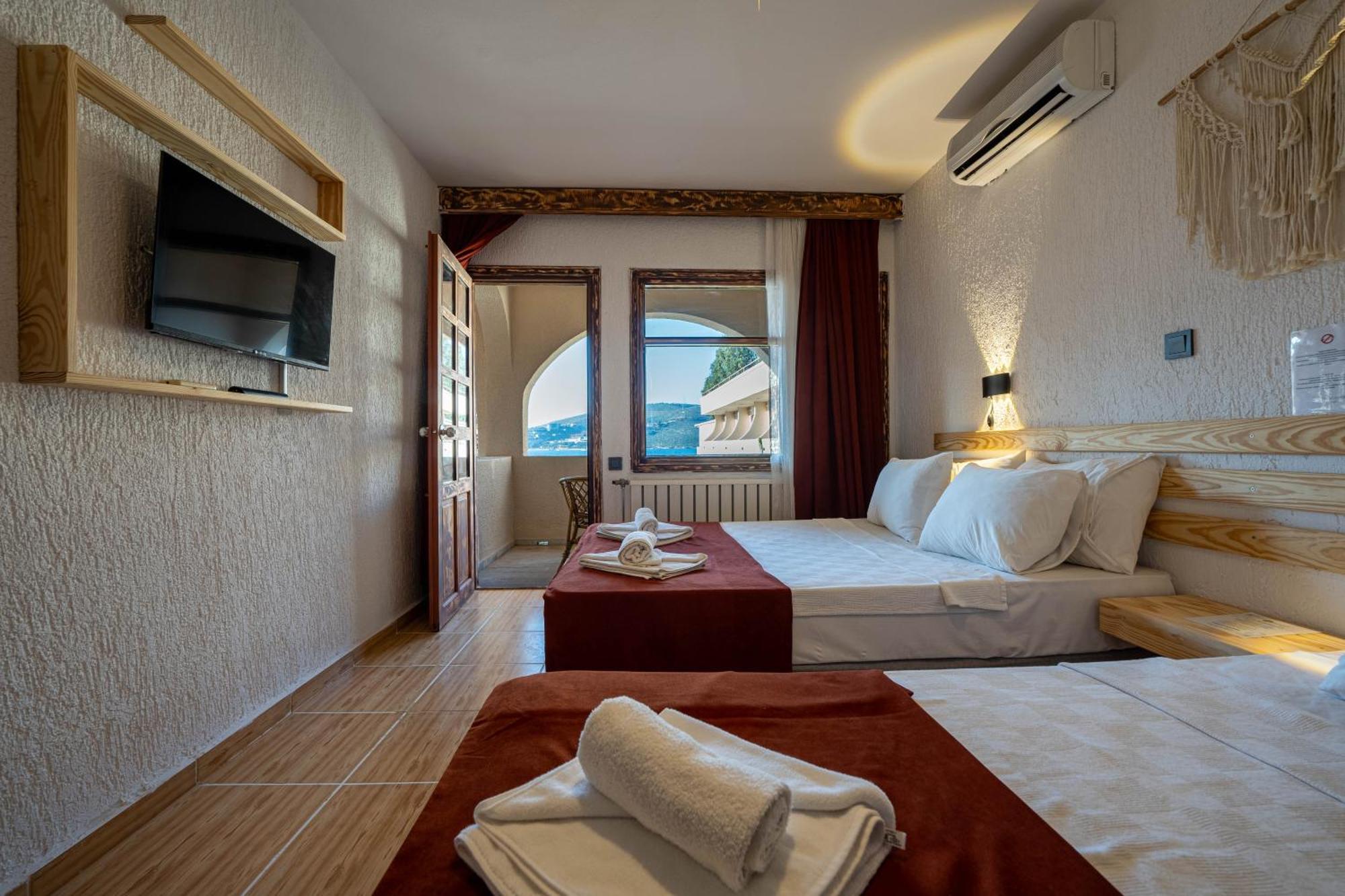 Club Aquarium Hotel & Spa Guvercinlik  Buitenkant foto