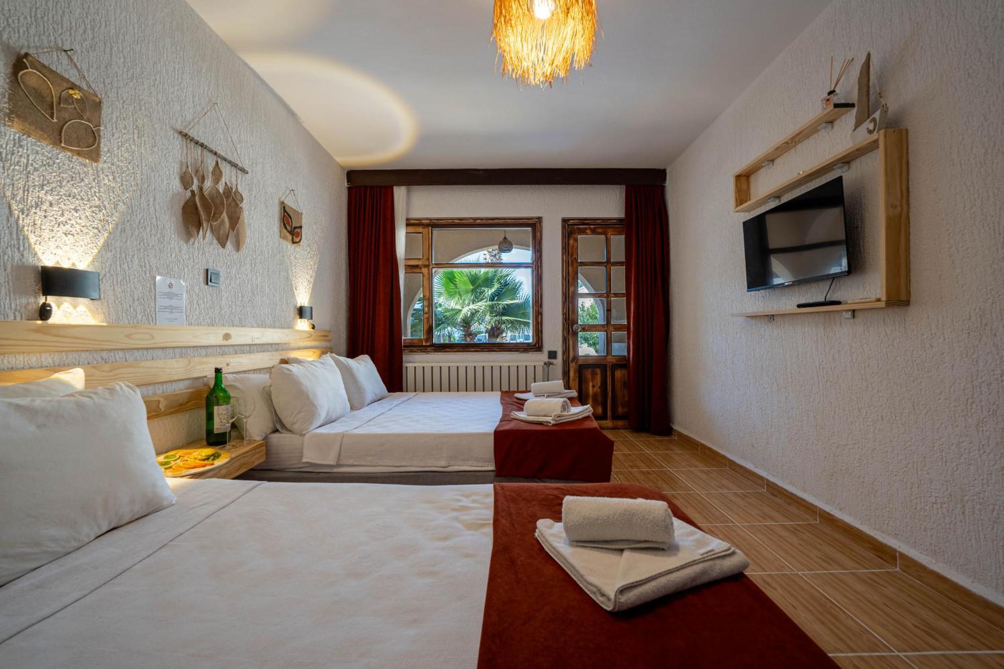 Club Aquarium Hotel & Spa Guvercinlik  Buitenkant foto